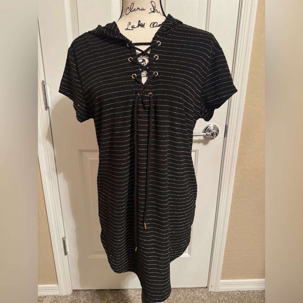 Women’s Time and Tru Shimmering Stripe Terry Cloth Cover-Up Hood Black Small 4-6